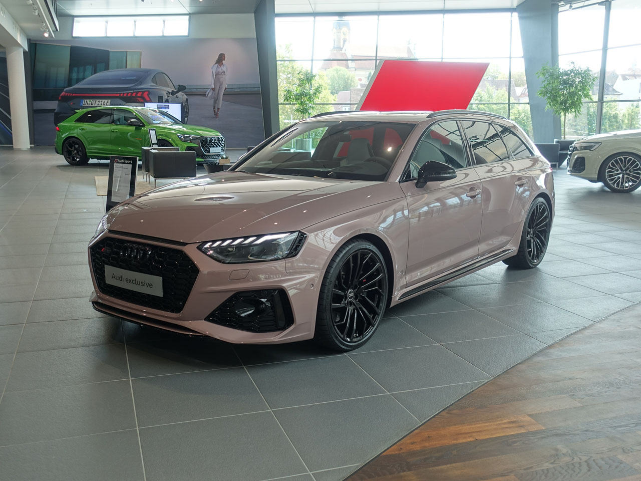 画像1: AudiAG純正RS 5/4専用5アームSグロスブラック20インチアルミホイールセット