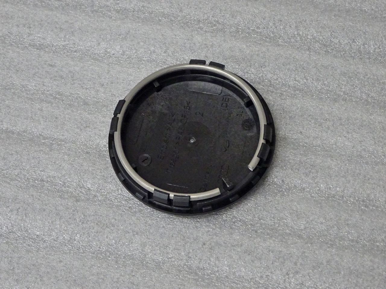 ダイナミック(セルフセンタリング)ではありません