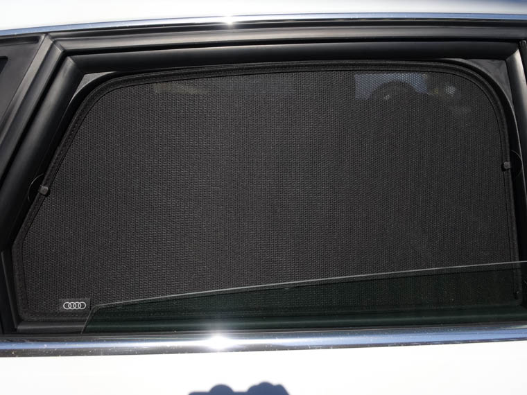 ガラスを下げても遮光可能