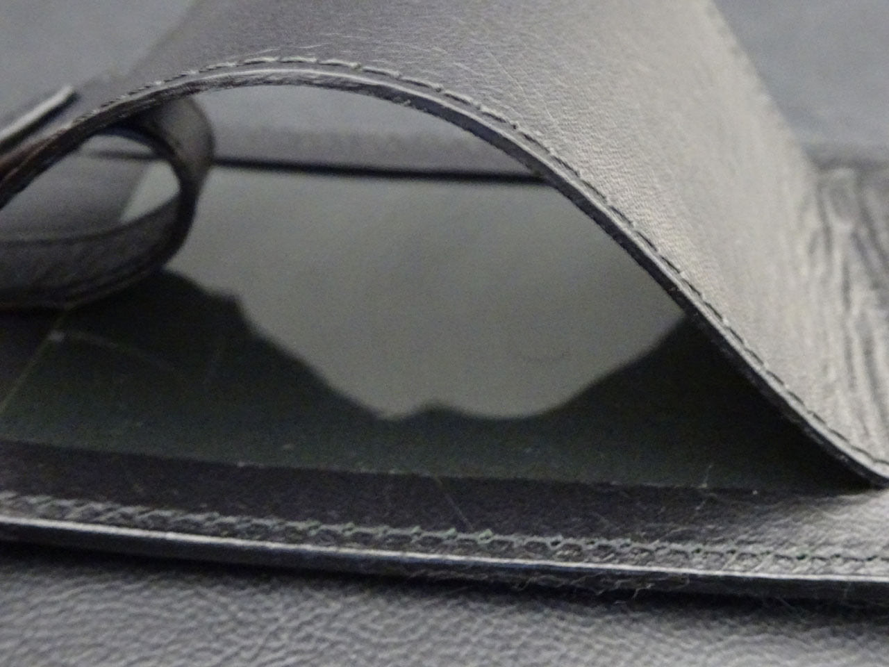 画像4: (絶版)AudiAG純正ハンドメイドナッパレザーラゲージタグ