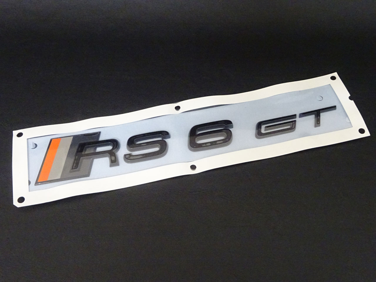 画像1: AudiAG純正リア用RS 6GTエンブレム